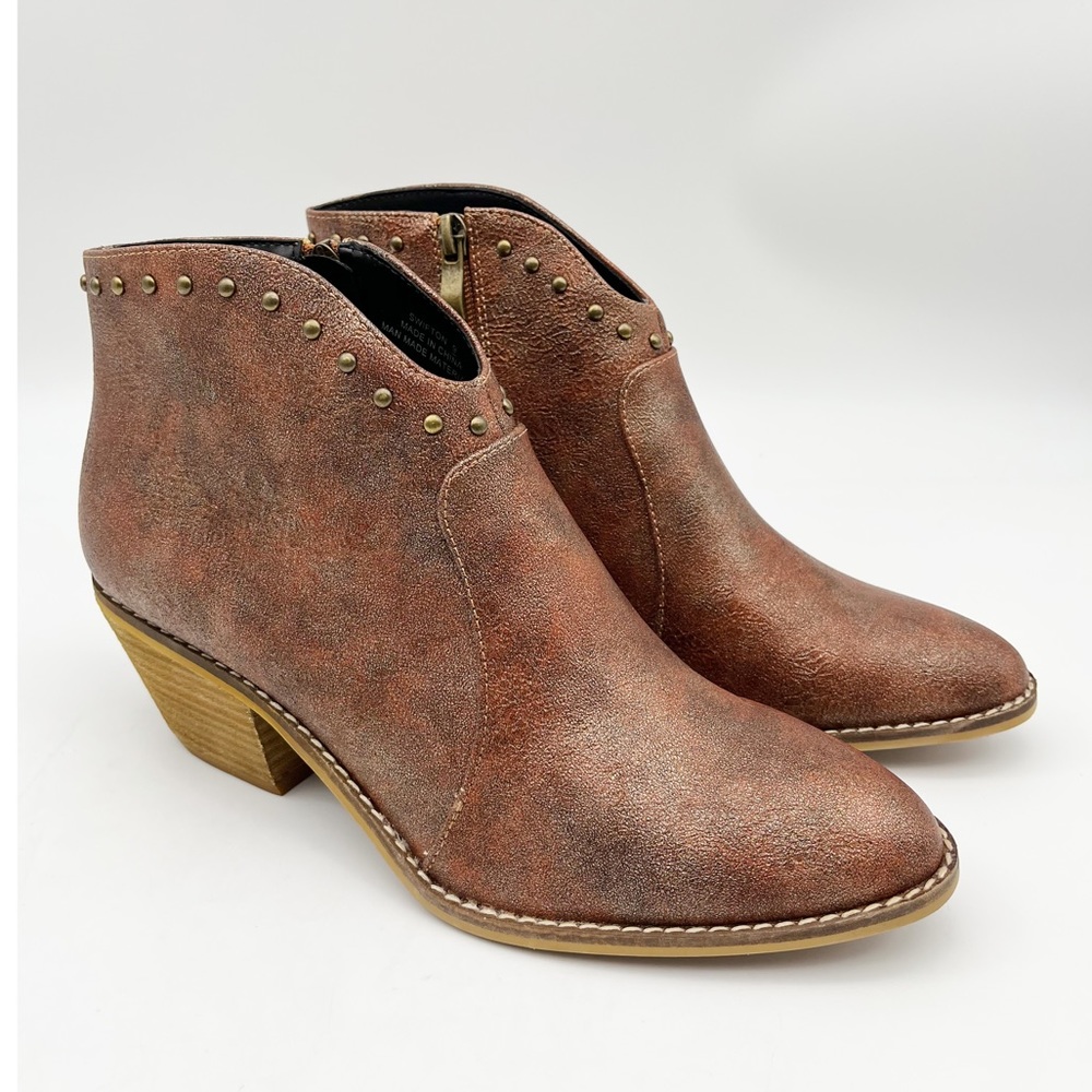 Corkys Swifton Bootie. Size 9
